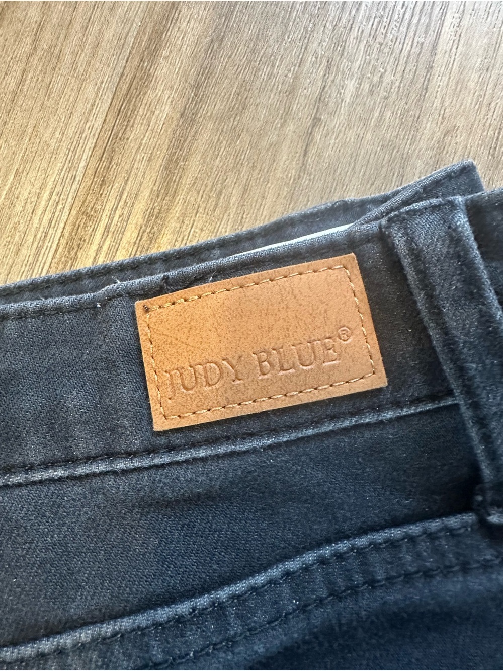 Judy Blue Black Straight Leg Jeans - Picture 7 of 8